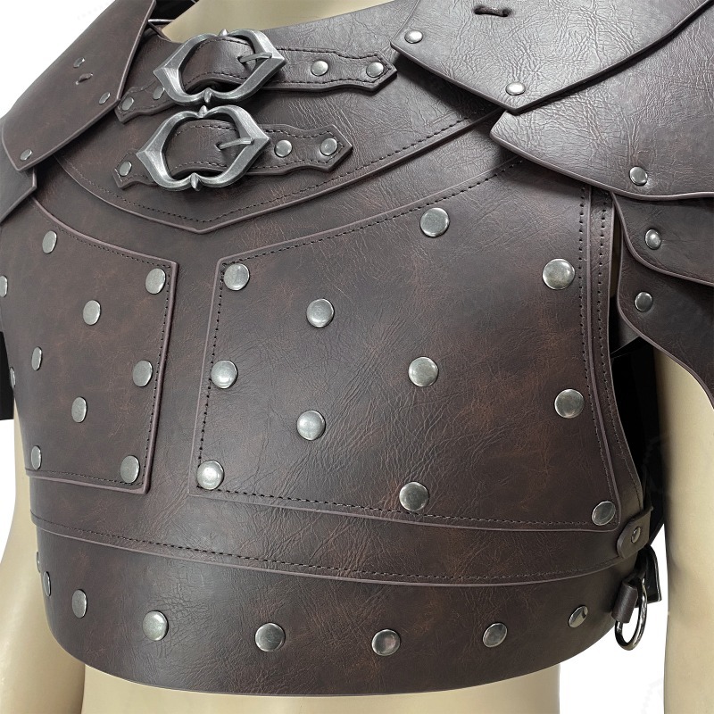 Medieval Studded Shoulder Ches - Cosplay Props recension och pris
